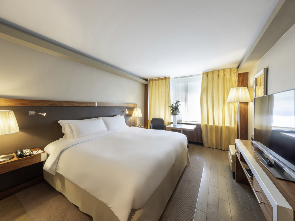Hotel de luxe lyon – sofitel lyon bellecour