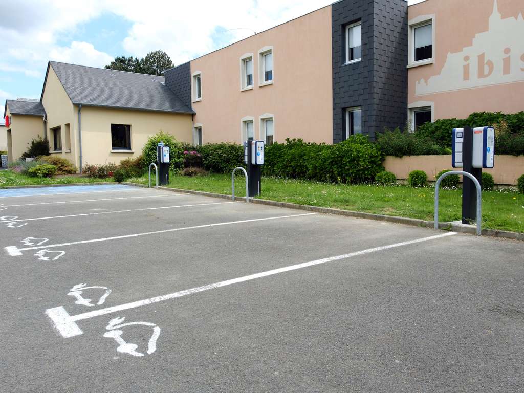 Hotel Ibis Villedieu Les Poeles Hotel Ibis Villedieu Les Poeles
