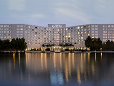 Only 14 miles away from San Francisco International Airport and close to many Fortune 500 comp
