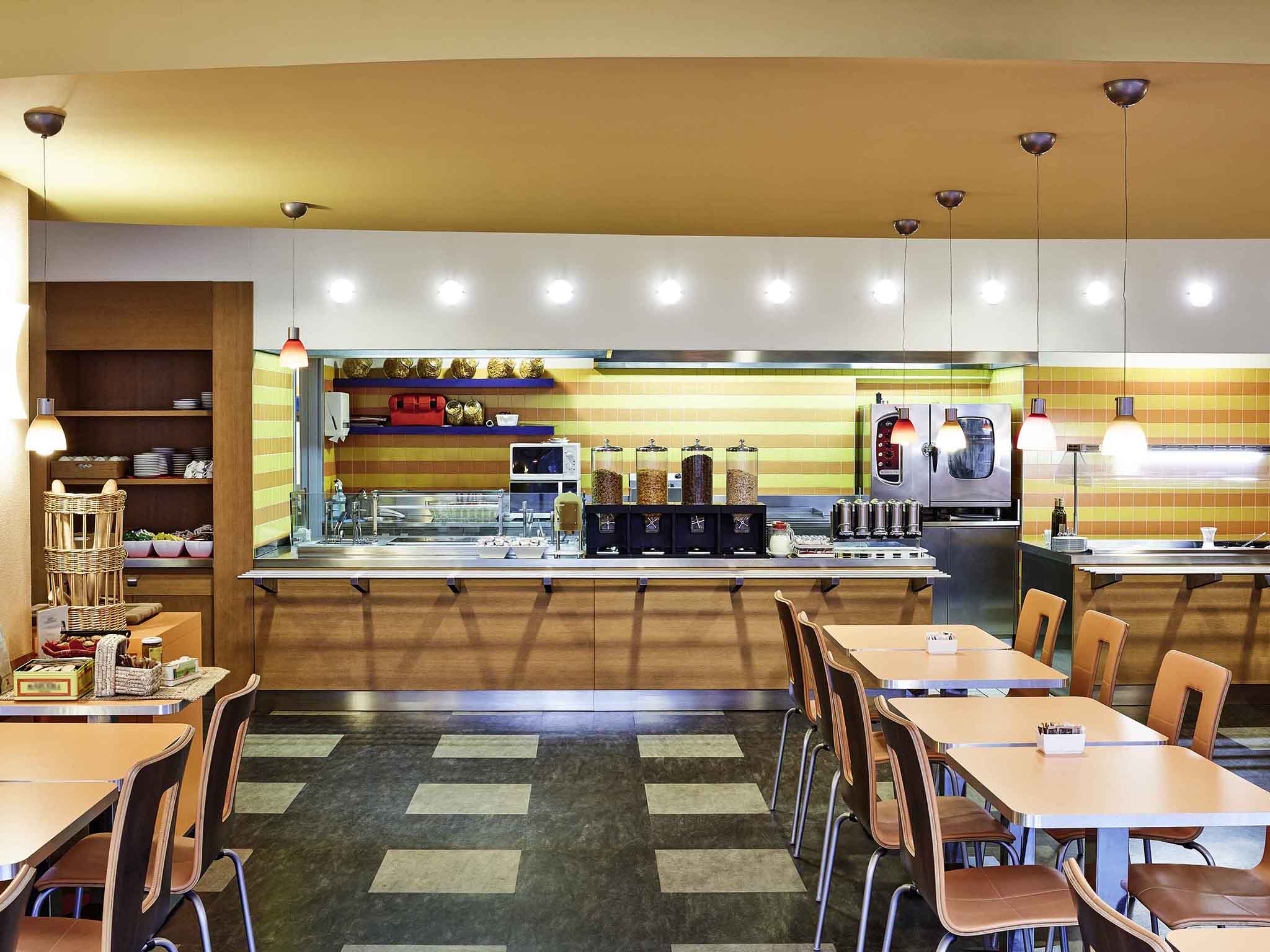 Ibis padua hotel