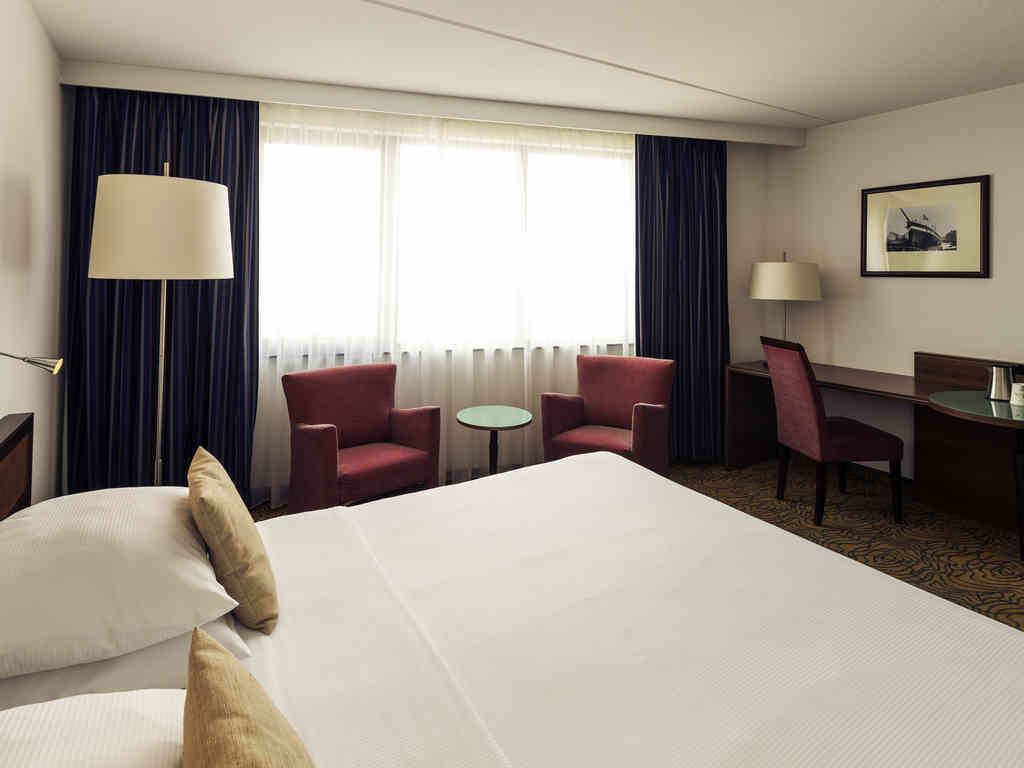 Mercure Hotel Amsterdam Airport Park Sleep Fly www.mercure.com