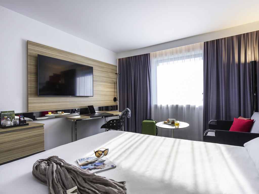 Hotel in annecy novotel annecy centre atria