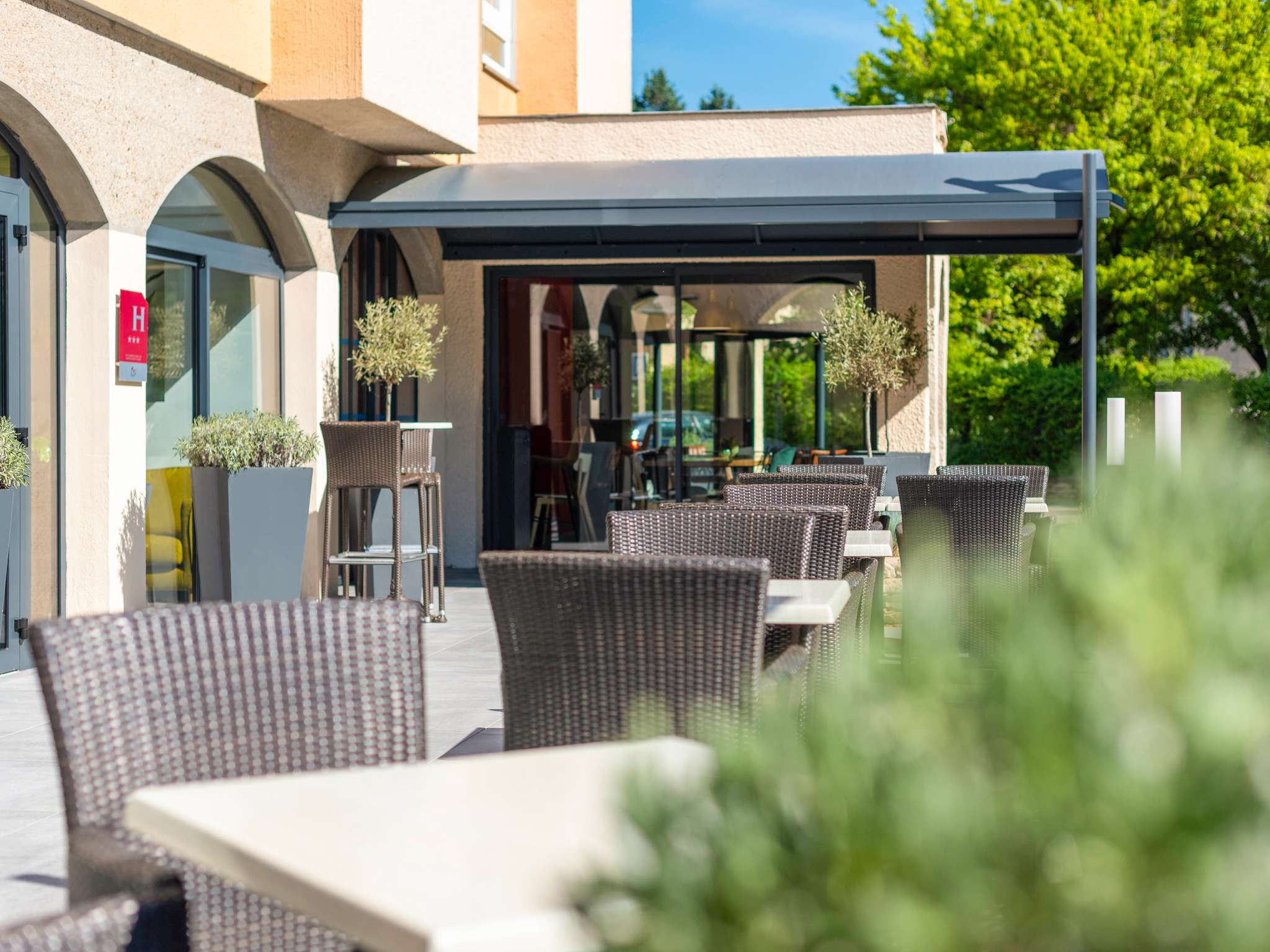 H  tel BEAUNE ibis Beaune Centre