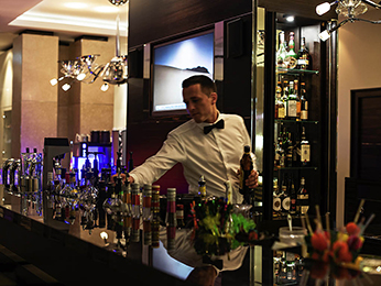 SCHWENKES COCKTAIL COFFEE LOUNGE