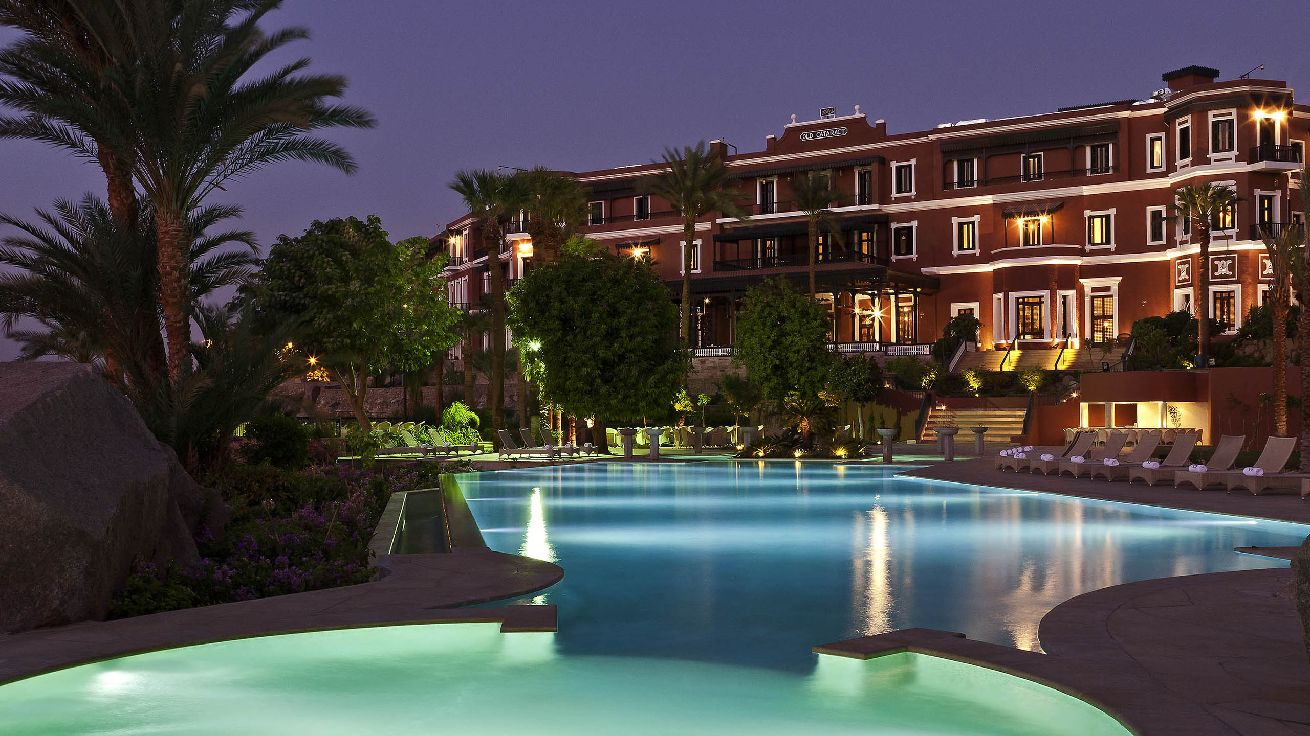Hotel de luxe aswan – sofitel legend old cataract aswan