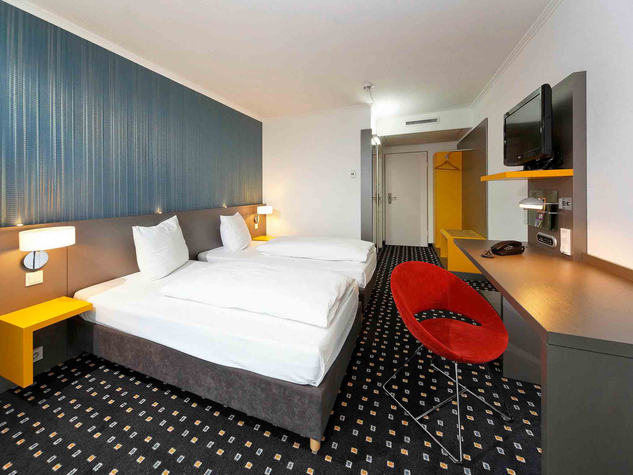 ibis hotel stuttgart musical
