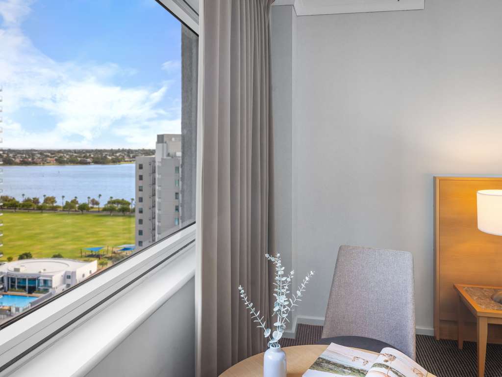 Hotel in perth novotel perth langley