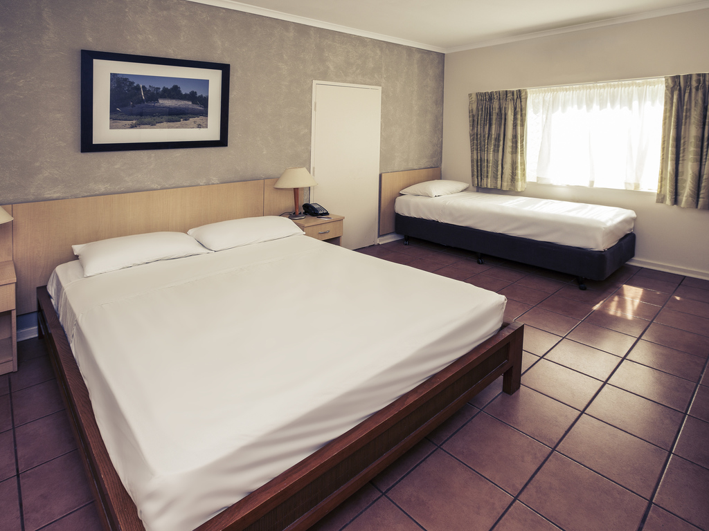 Hotel in broome mercure broome
