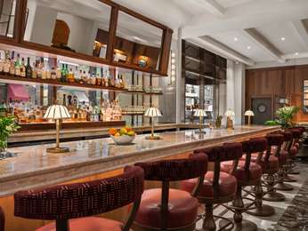 LIBERTE URBAN CHIC LOUNGE