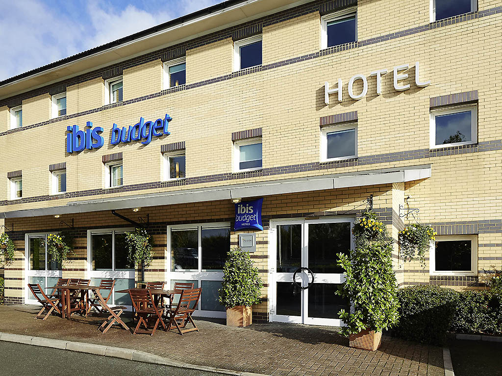 Hotel Ibis Budget Stains Stains Hotel Ibis Budget Stains Stains