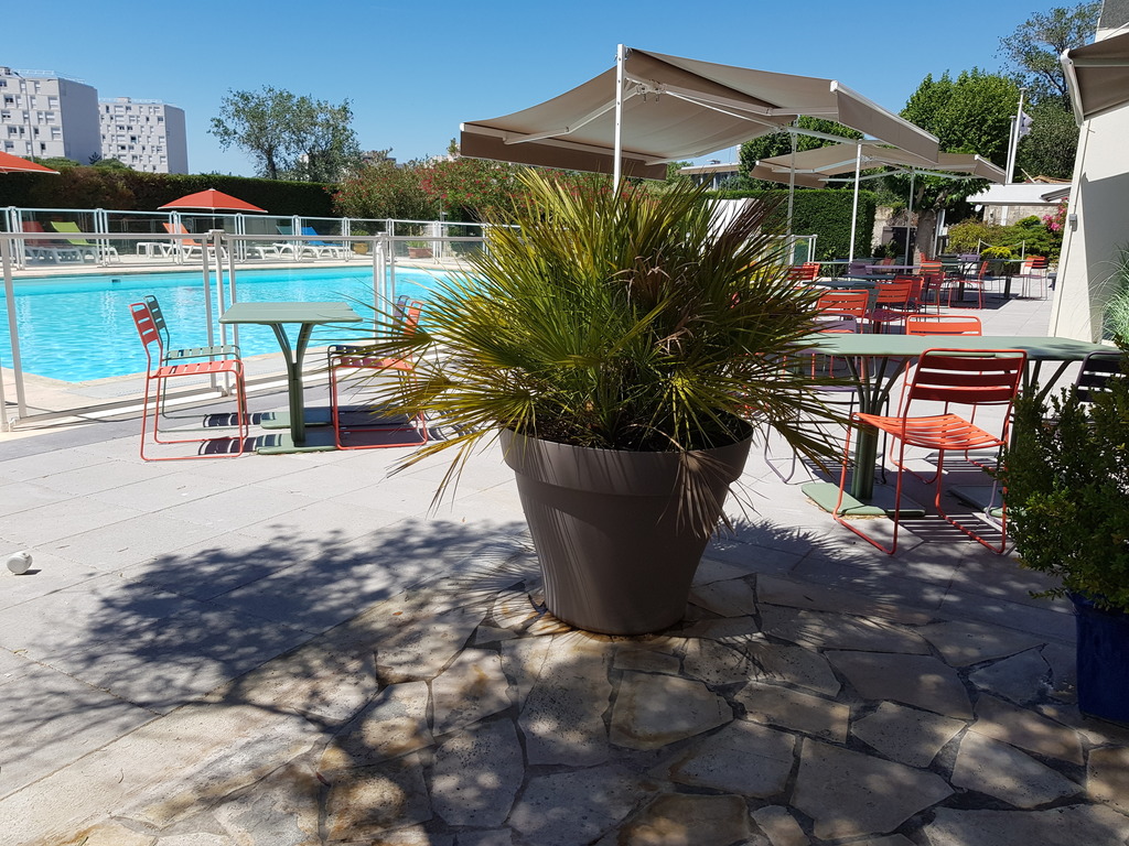 Hotel in arles ibis budget arles palais des congrès