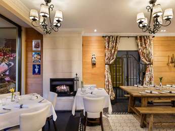 LEFT BANK BISTRO