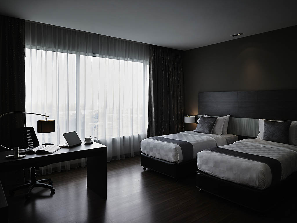 pullman chat sites Pullman collection from lighting direct full pullman family industrial indoor pendants and wall sconces. pullman chat sites Pullman collection from lighting direct full pullman family industrial indoor pendants and wall sconces.