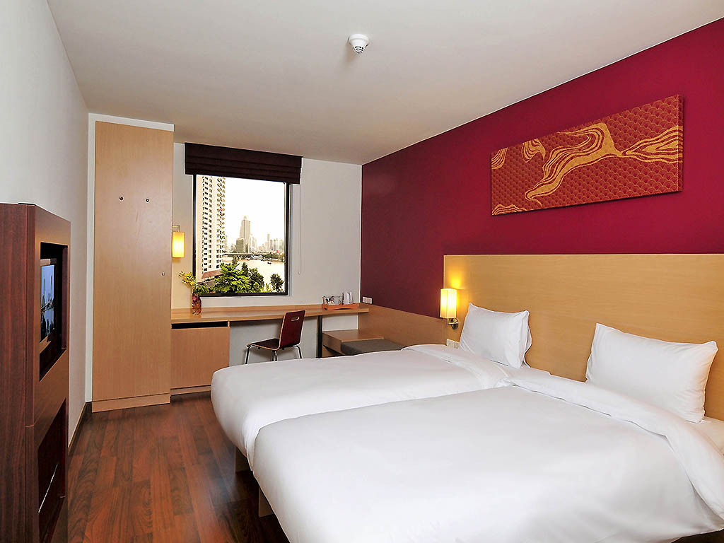Hotel in bangkok ibis bangkok riverside