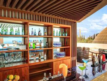 POOL BAR