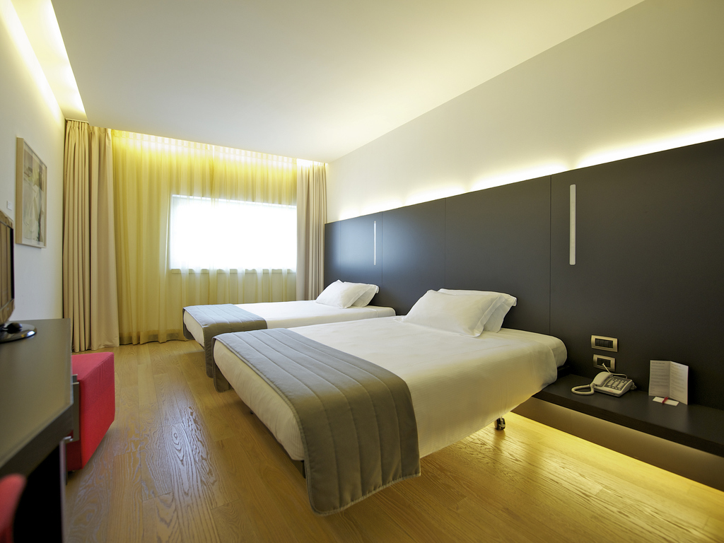 Hotel in rovereto mercure nerocubo rovereto
