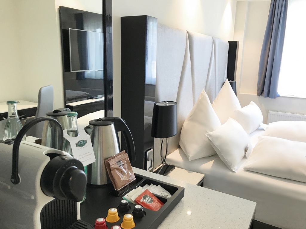 Hotel in frankfurt am main mercure hotel kaiserhof frankfurt ...