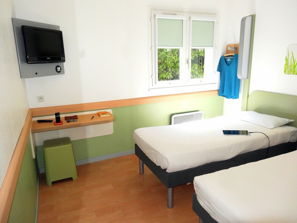 Hotel in st thibault des vignes ibis budget marne la vallée