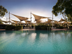 PIRA POOL BAR