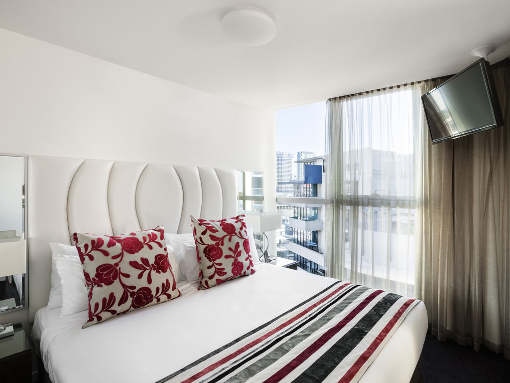 Hotel in docklands the sebel melbourne docklands