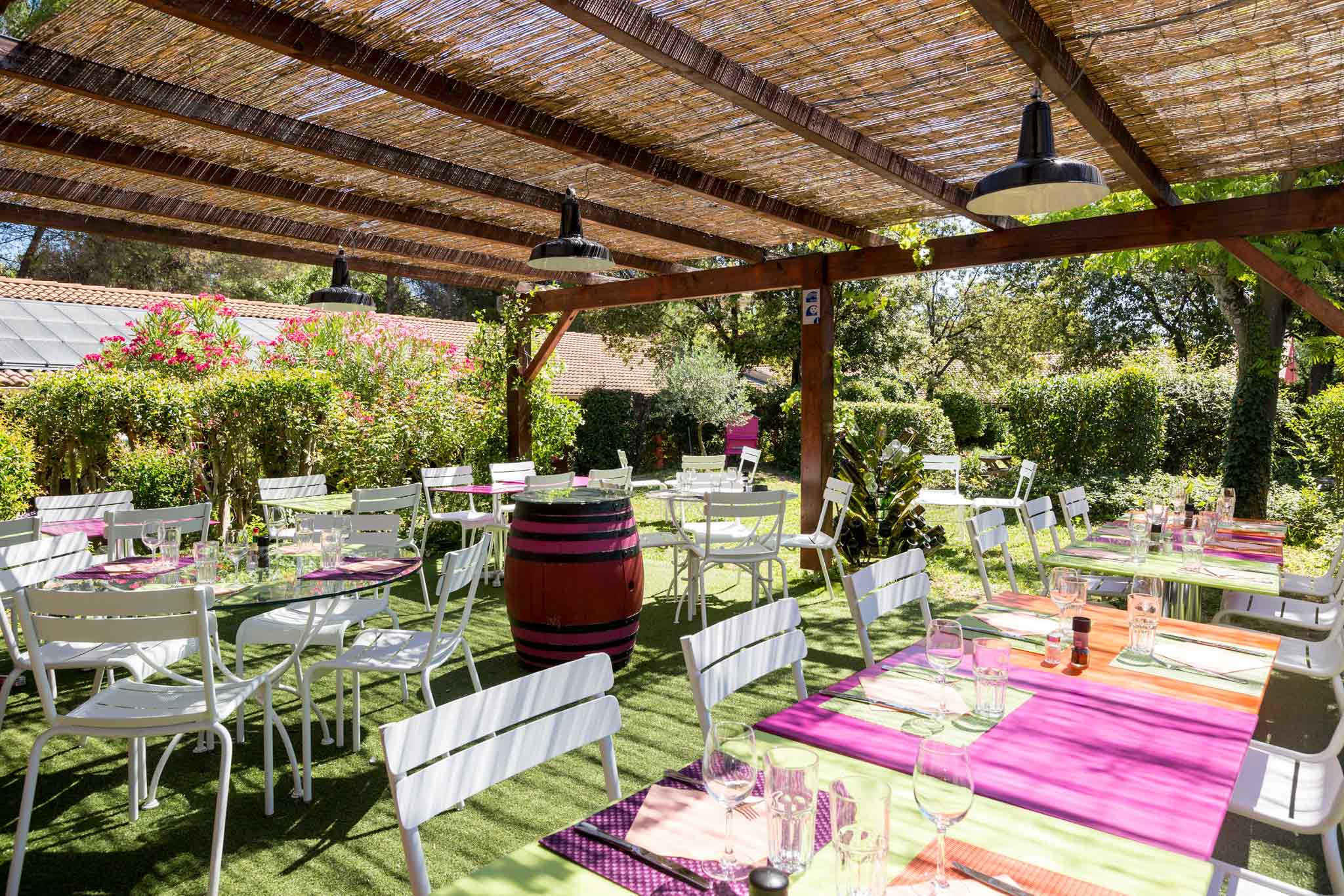 Hotel in AIX EN PROVENCE  ibis Styles Aix en Provence Mas des Oliviers
