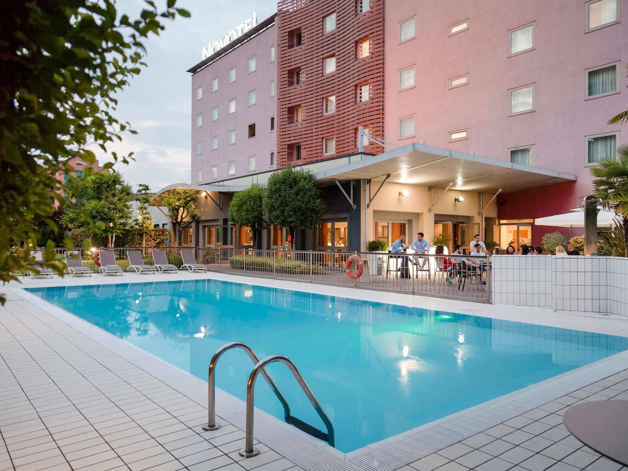 Hotel in brescia novotel brescia 2 Loft brescia