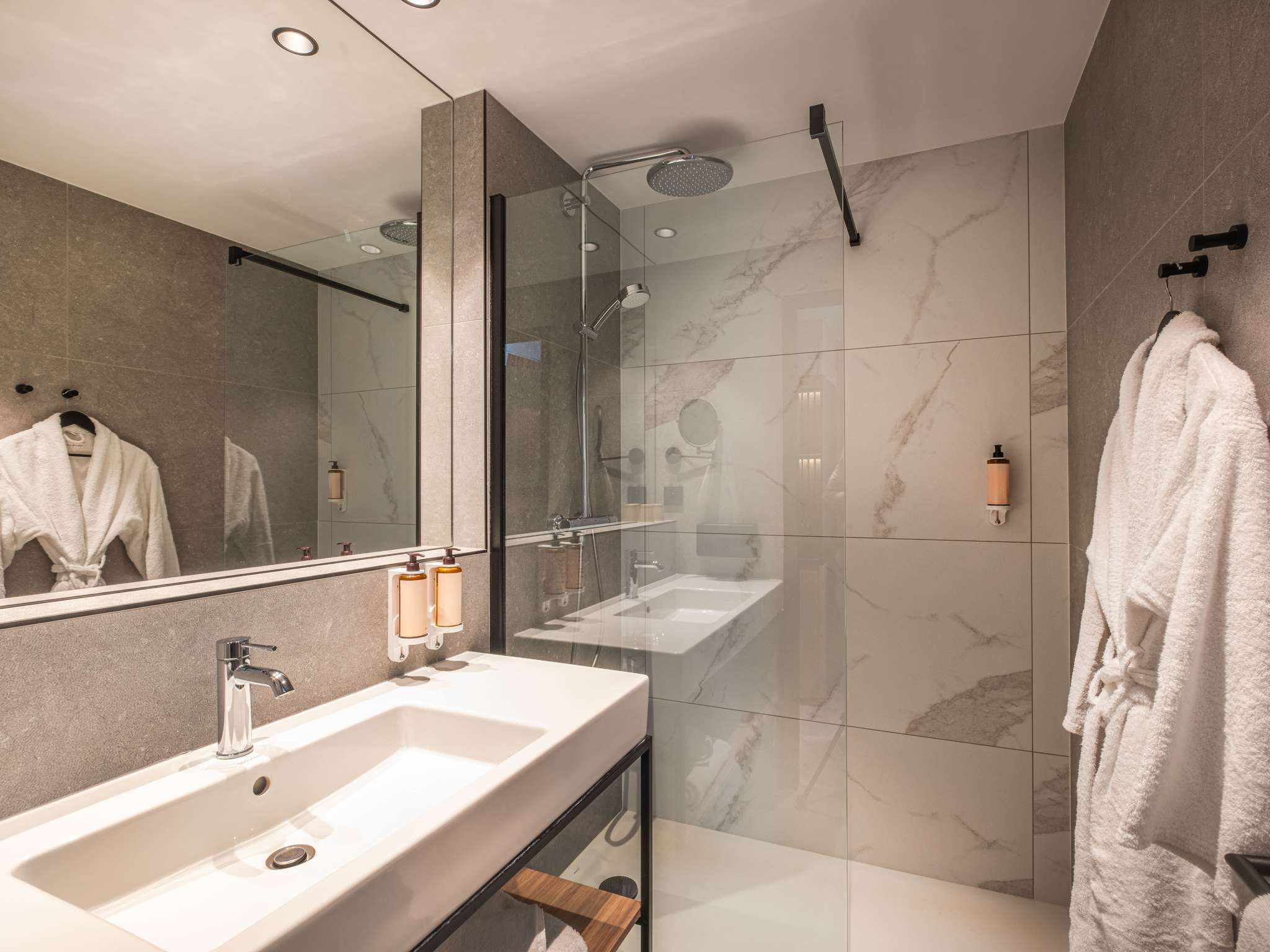 Foto - Mercure Le Mans Batignolles - Hotel & Spa