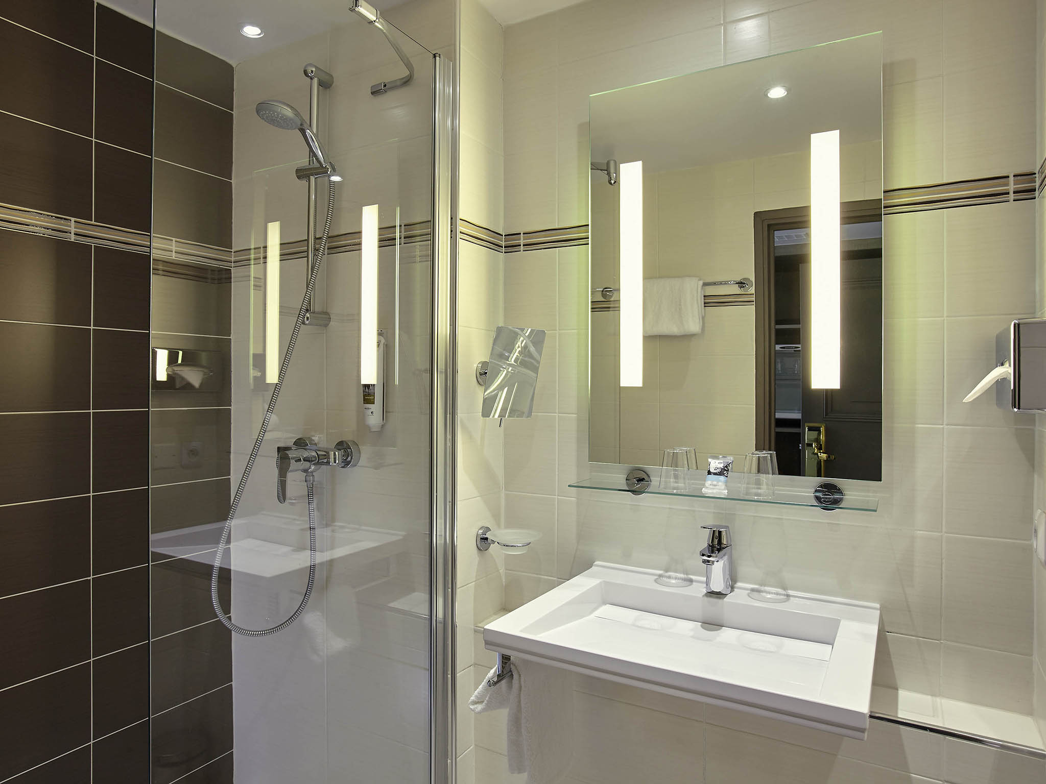 Foto - Mercure Versailles Paris Ouest