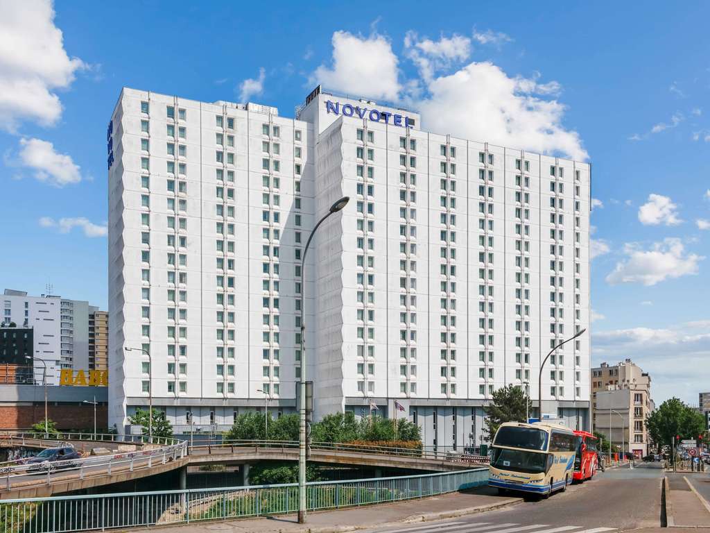 Novotel Paris East - Image 2