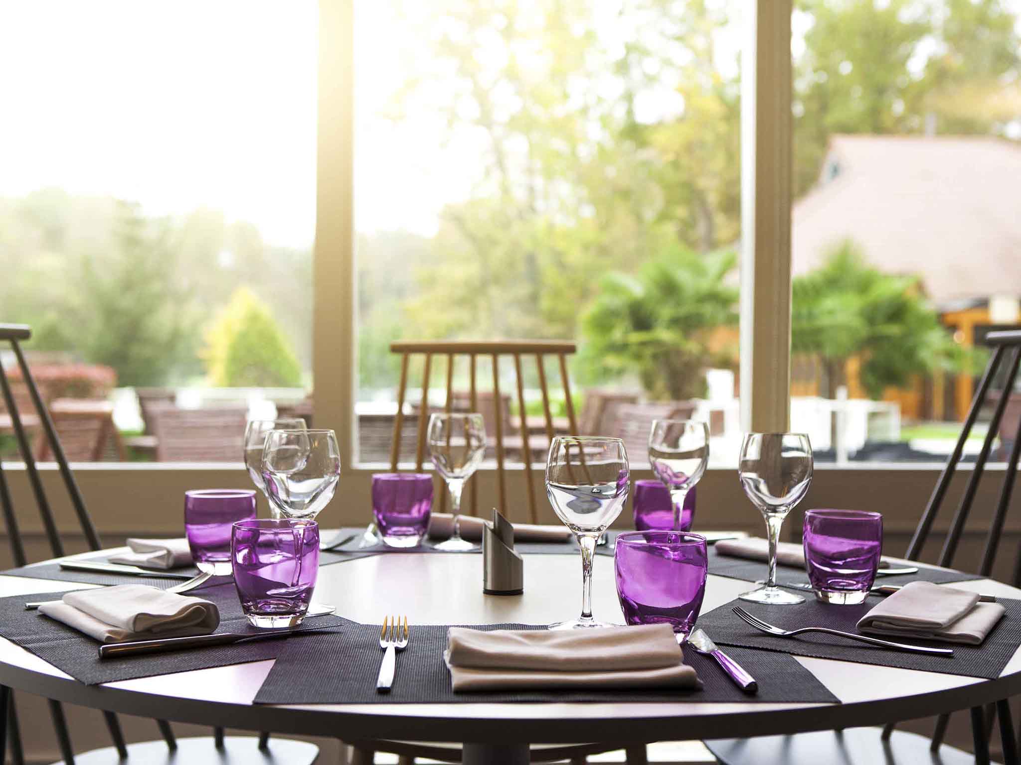 Foto - Novotel Fontainebleau Ury