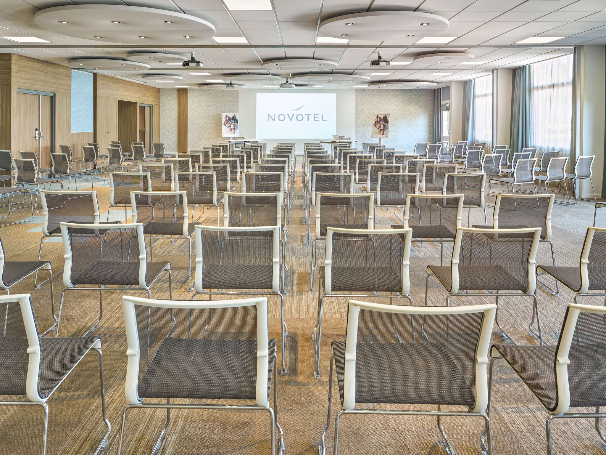 Foto - Novotel Massy Palaiseau