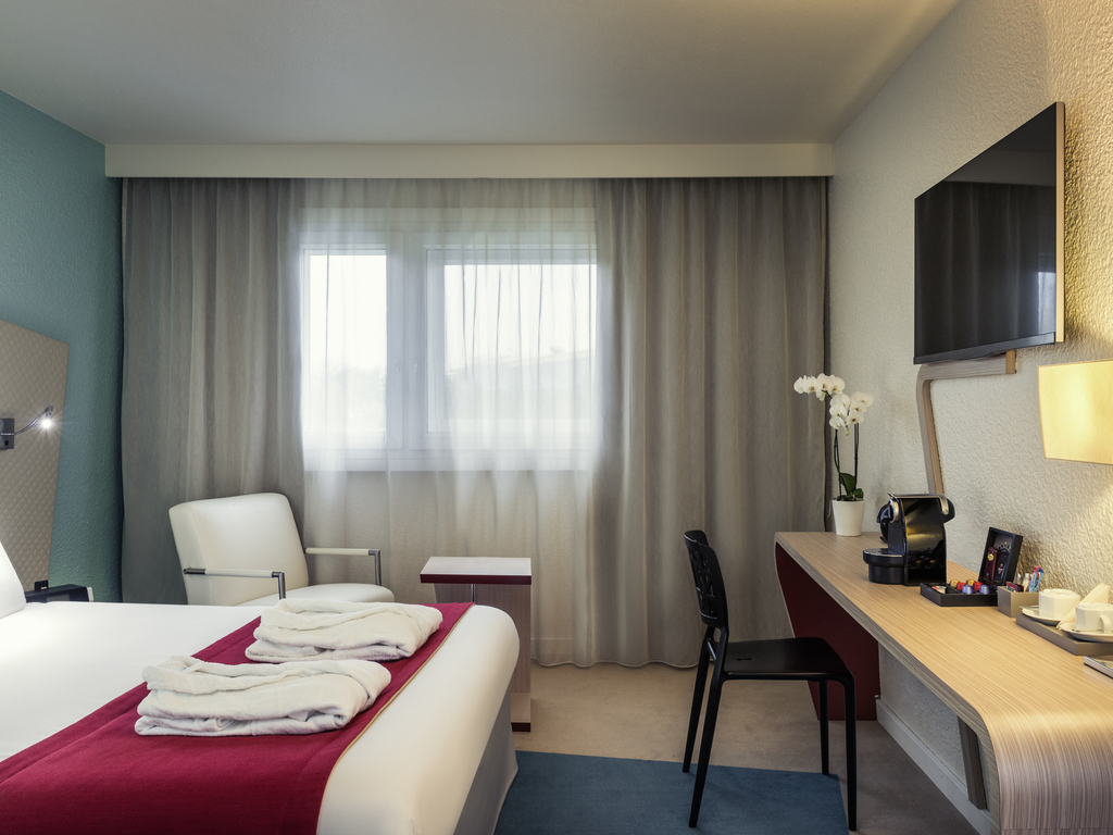 Hotel Mercure Parijs Le Bourget - Image 1