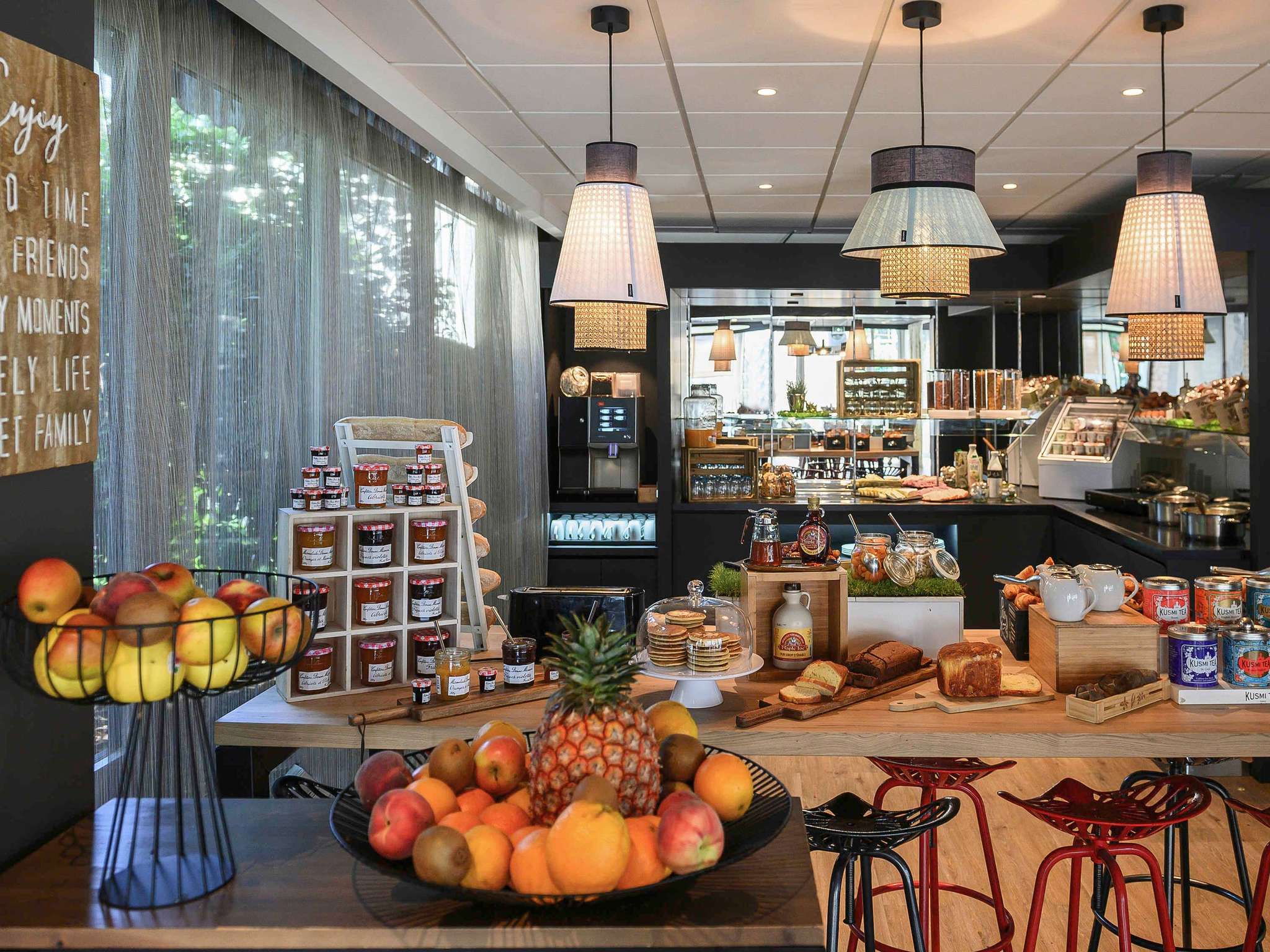 Photo - Hotel Novotel Evry Courcouronnes