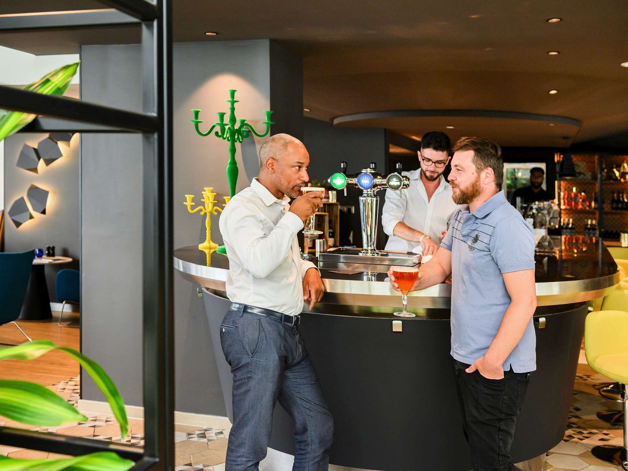 Photo - Hotel Novotel Evry Courcouronnes