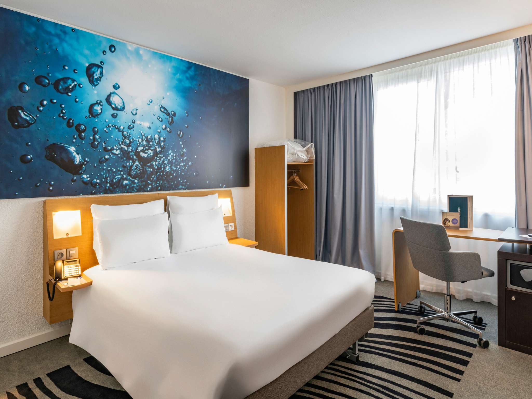 Photo - Hotel Novotel Evry Courcouronnes