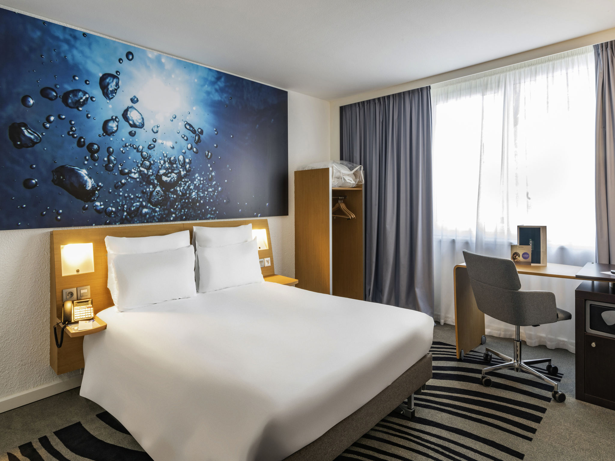 Photo - Hotel Novotel Evry Courcouronnes