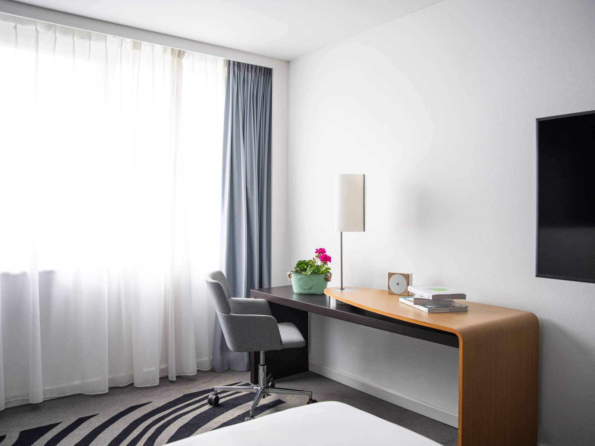 Photo - Hotel Novotel Evry Courcouronnes