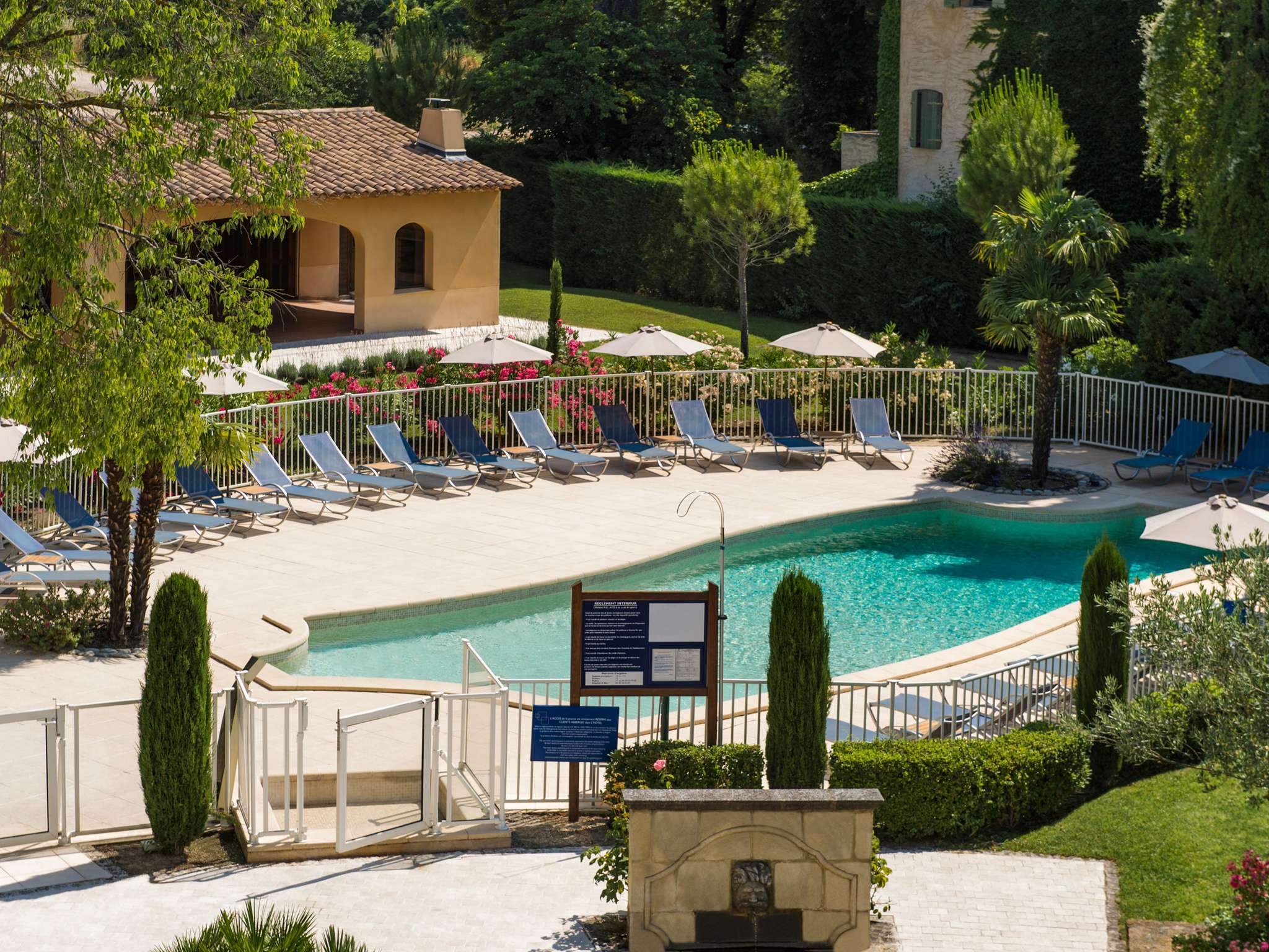 Foto - Novotel Aix-en-Provence Pont de L'Arc