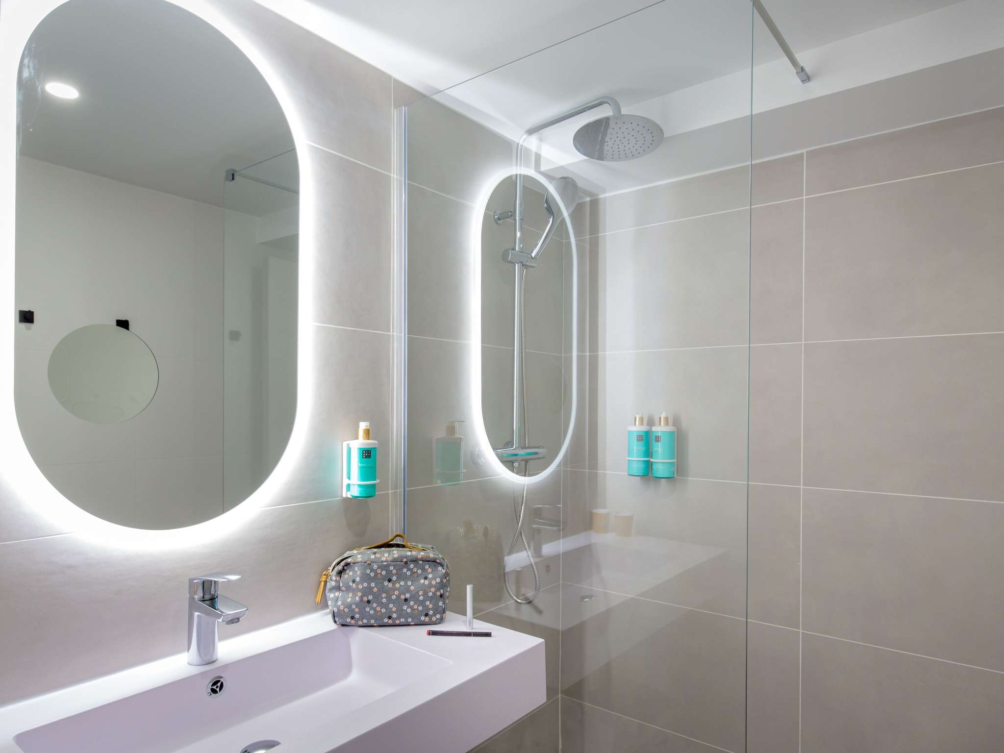 Foto - Novotel Aix-en-Provence Pont de L'Arc