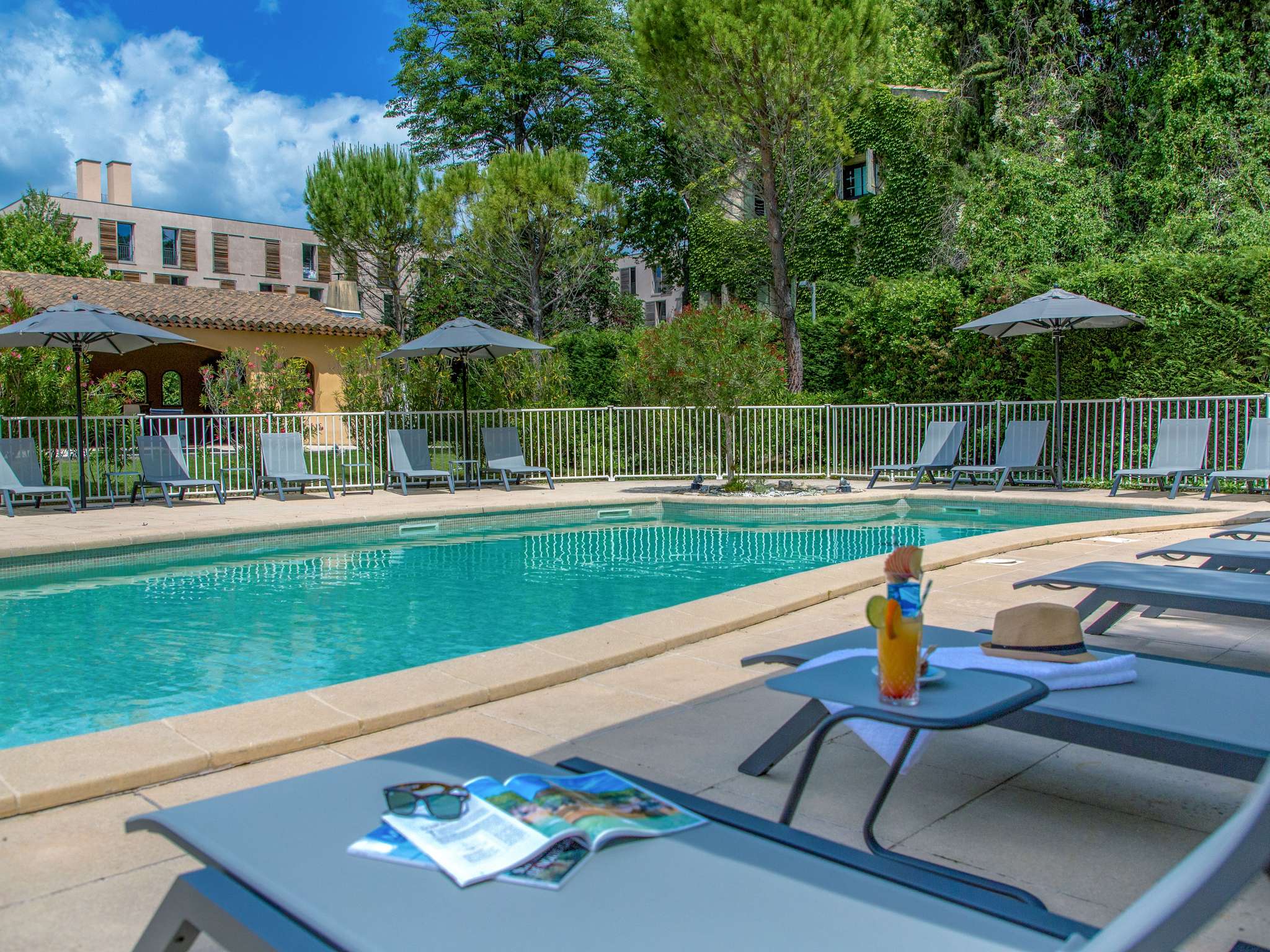 Hotel In Aix En Provence Novotel Pont De L Arc Services Novotel Aix En Provence Pont De L Arc Fenouillères