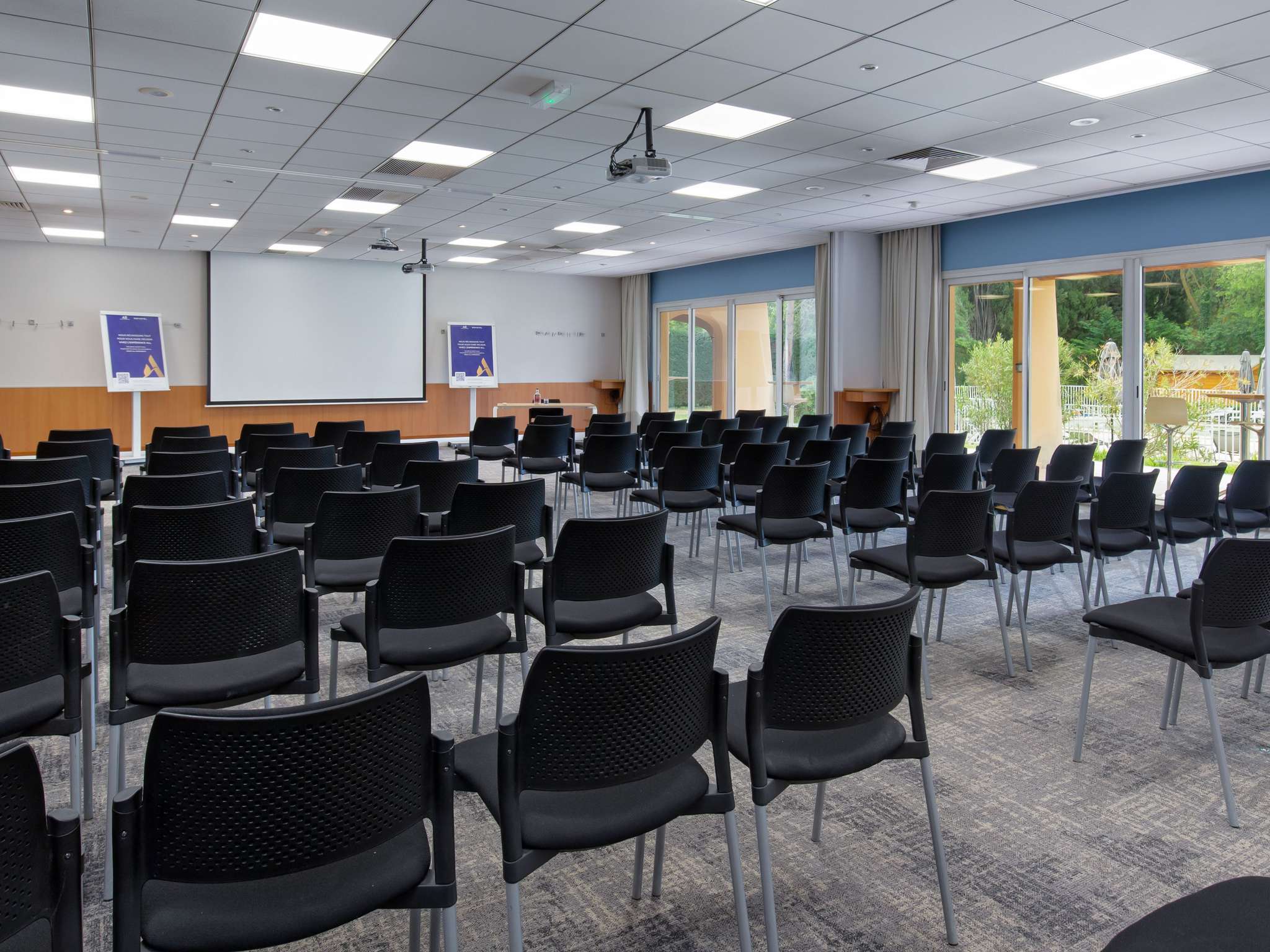 Foto - Novotel Aix-en-Provence Pont de L'Arc