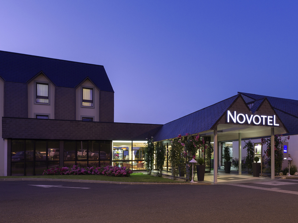 Novotel Amboise - Image 1