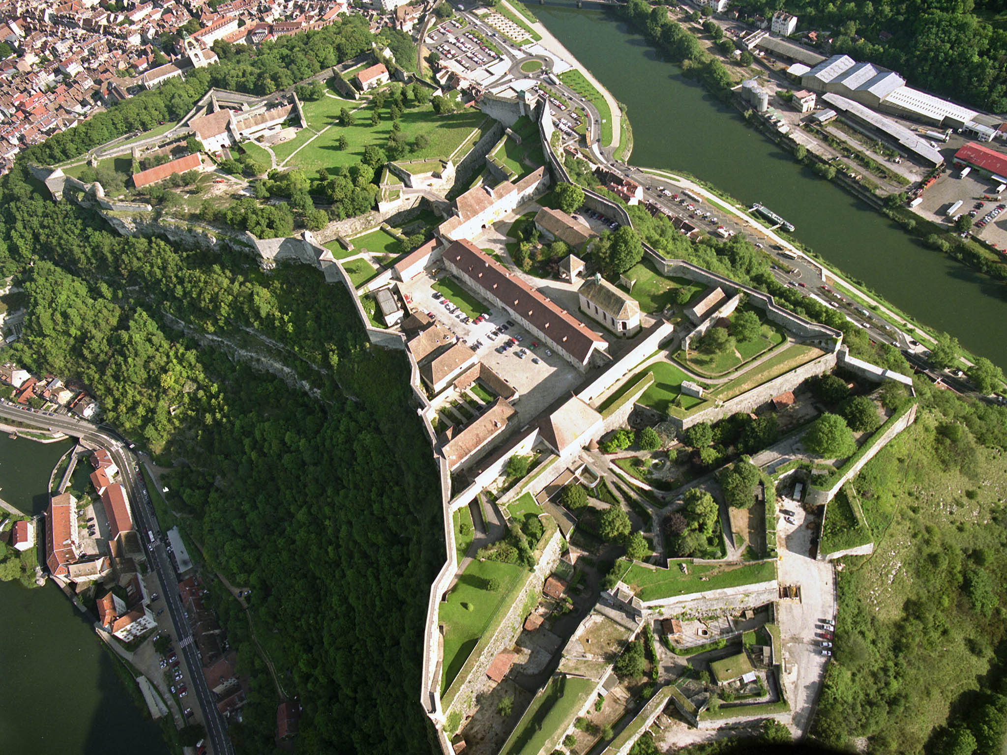 Photo - ibis Styles Besançon