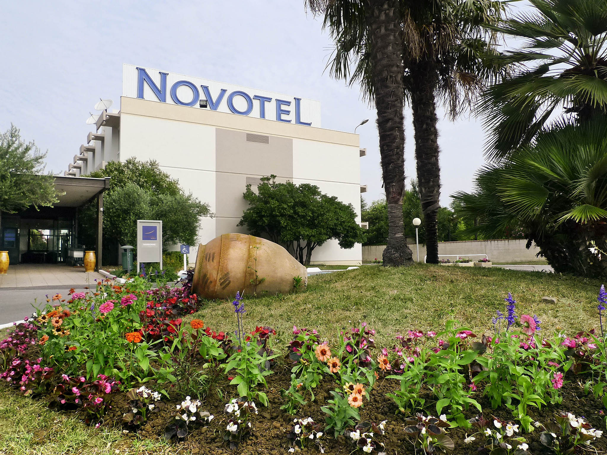 Photo - Novotel Narbonne Sud A9/A61