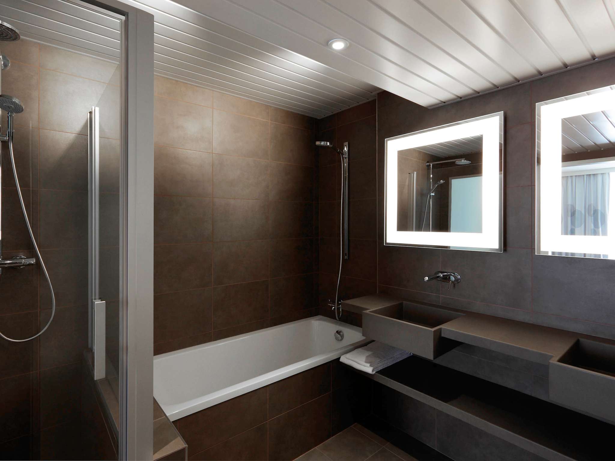 Photo - Novotel Narbonne Sud A9/A61