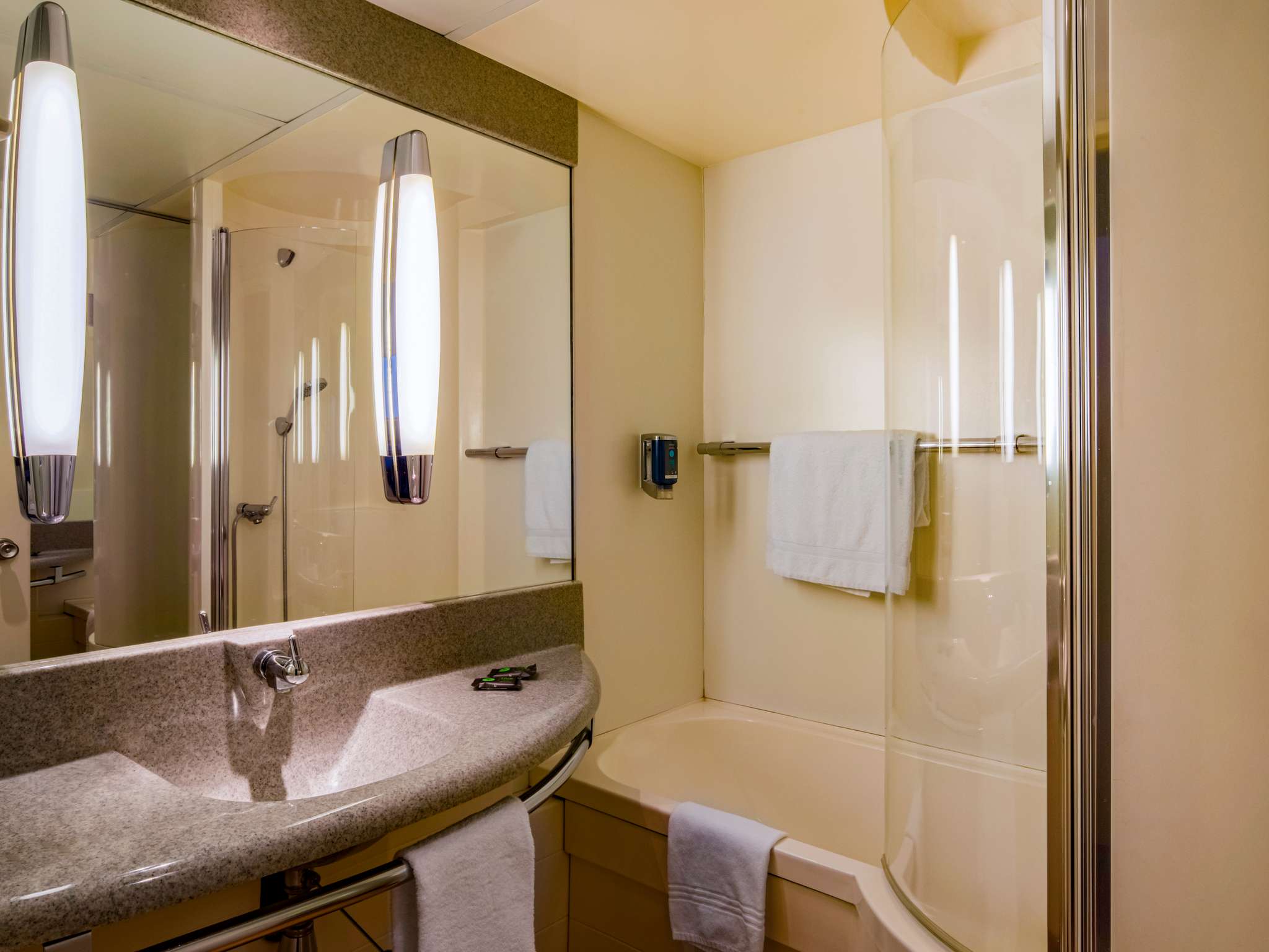 Photo - Novotel Le Mans