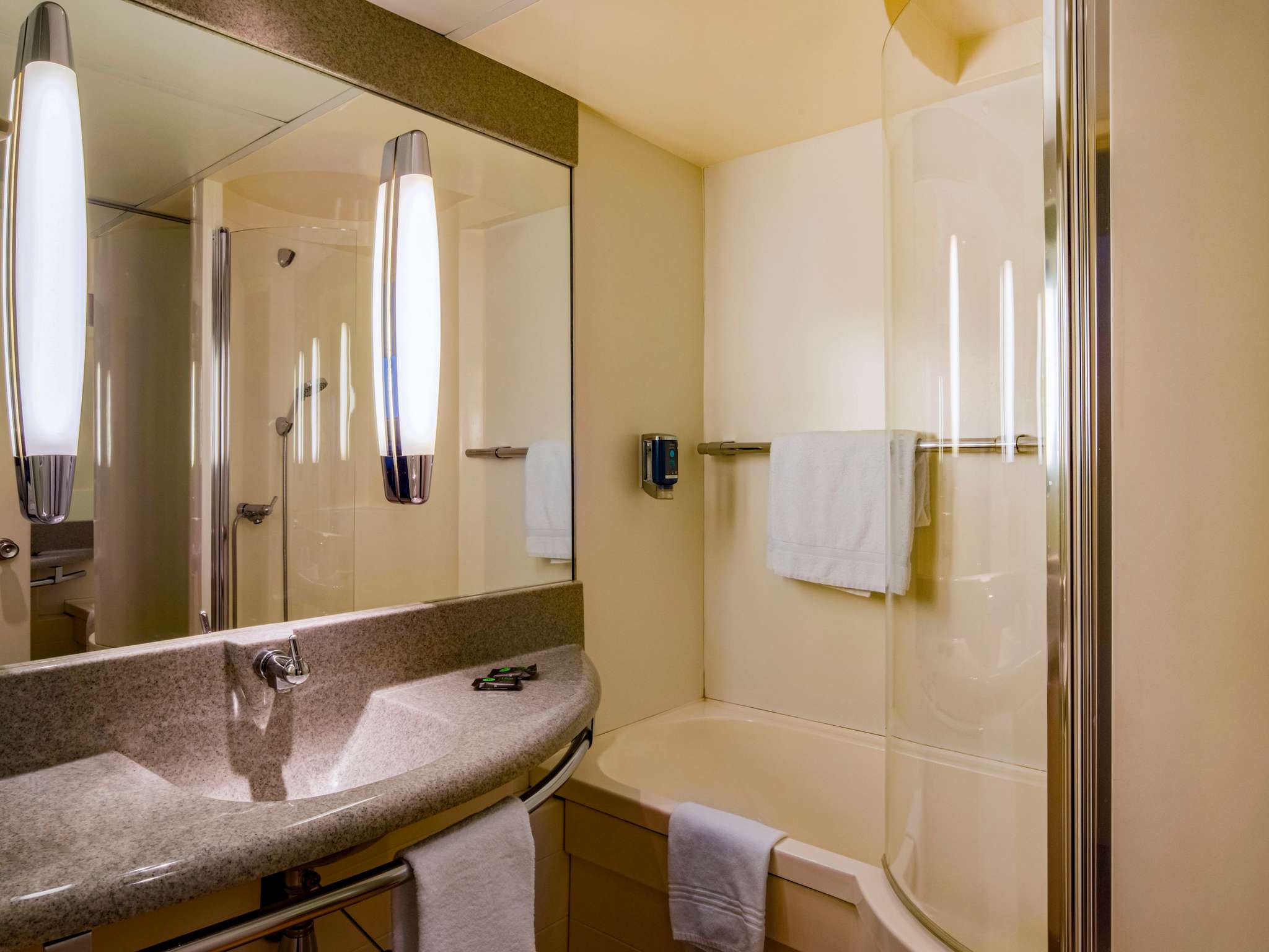 Photo - Novotel Le Mans