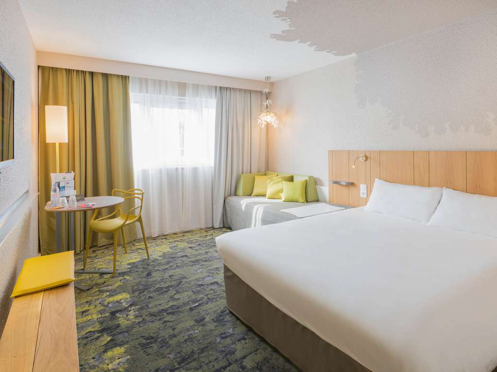 chambray les tours ibis