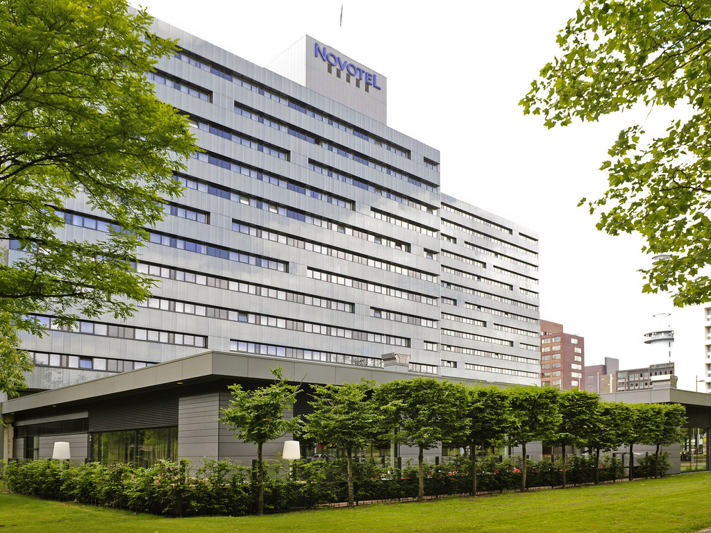 Novotel Amsterdam city - Image 1