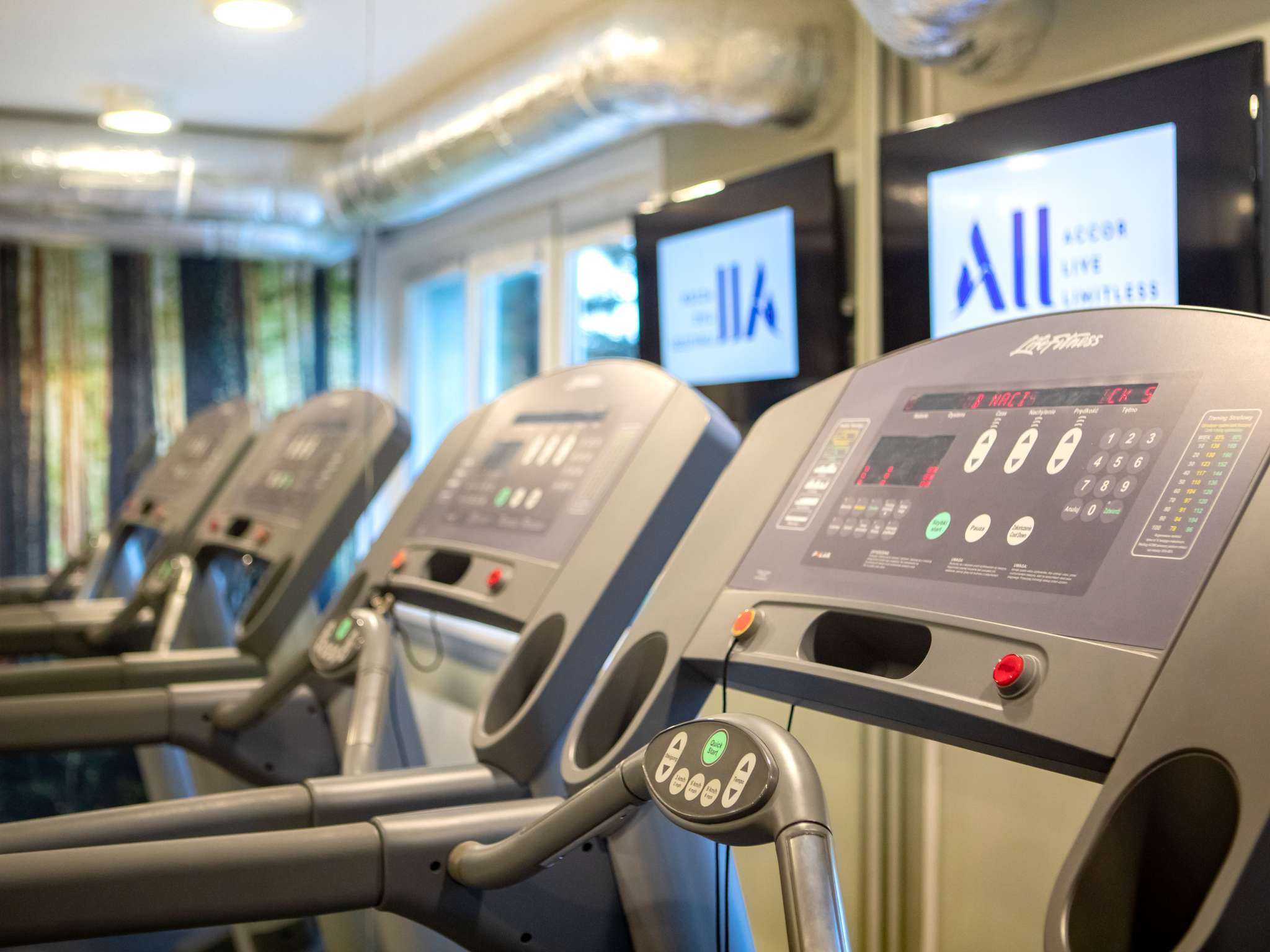 Photo - Novotel Wrocław City